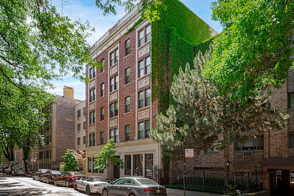 3616 N. Pine Grove Ave. property